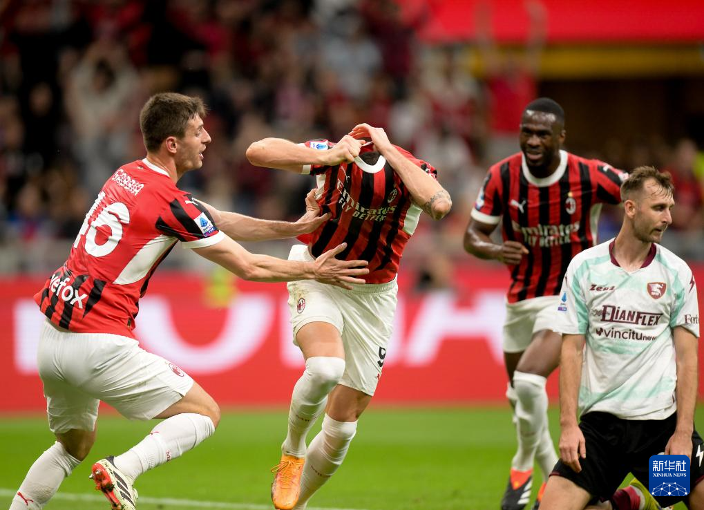 爱游戏在线-墨西哥翻盘AC米兰，楚阿梅尼统治全场