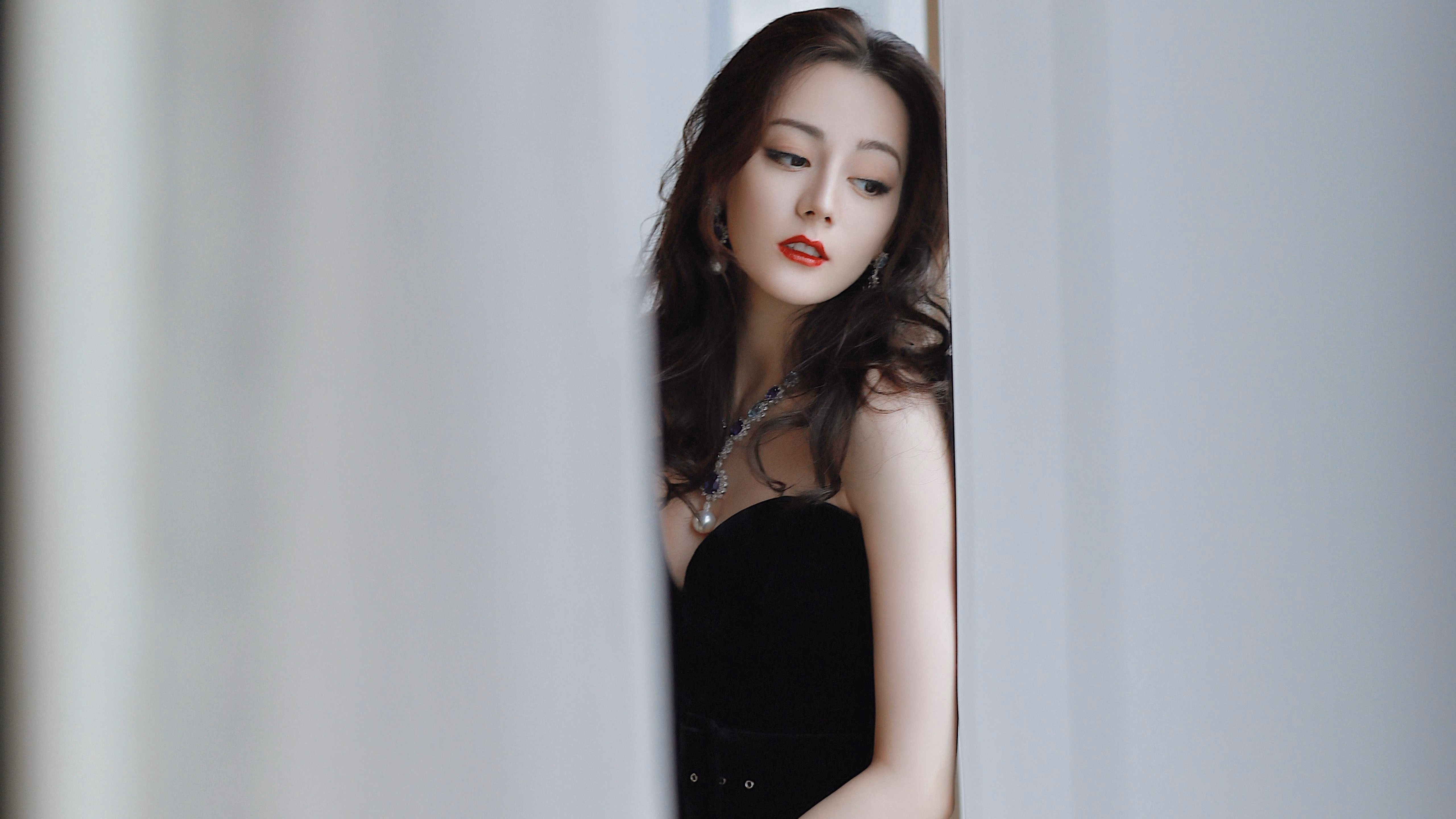 亚特兰大妙手落子，三笘薰一刺定盘眼，欧联杯的东方密钥